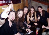 Švédští Evergrey navštíví při jejich evropském turné také Prahu