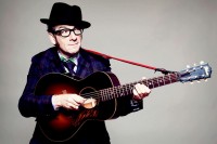 Elvis Costello na podzim 2011 poprvé v Praze