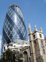 Kontrasty londýnské architektury aneb staré společně s novým