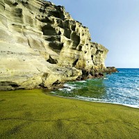 Olivínový písek na Green Sand Beach